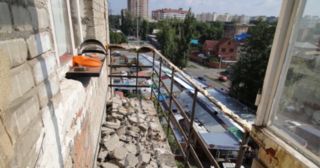 Демонтаж балкона Карасук, цена от 2947 руб.